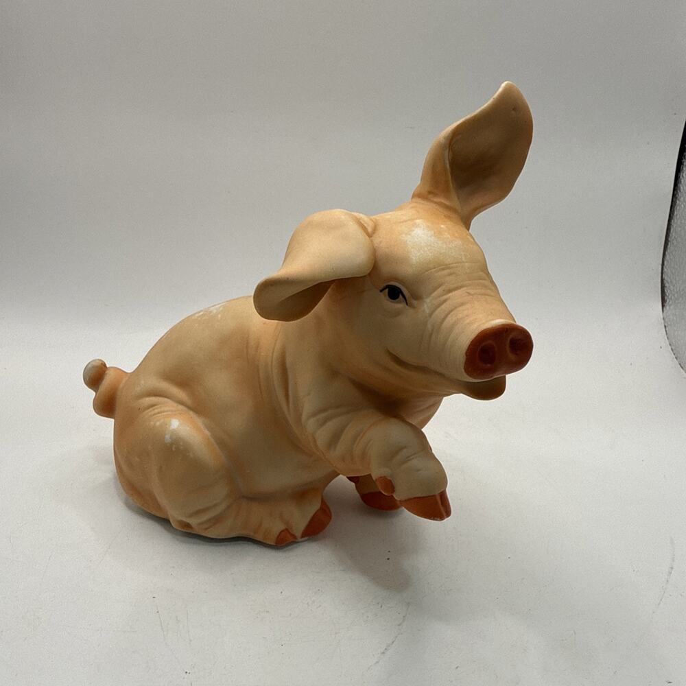 Vintage Porcelain Pig Figurine *